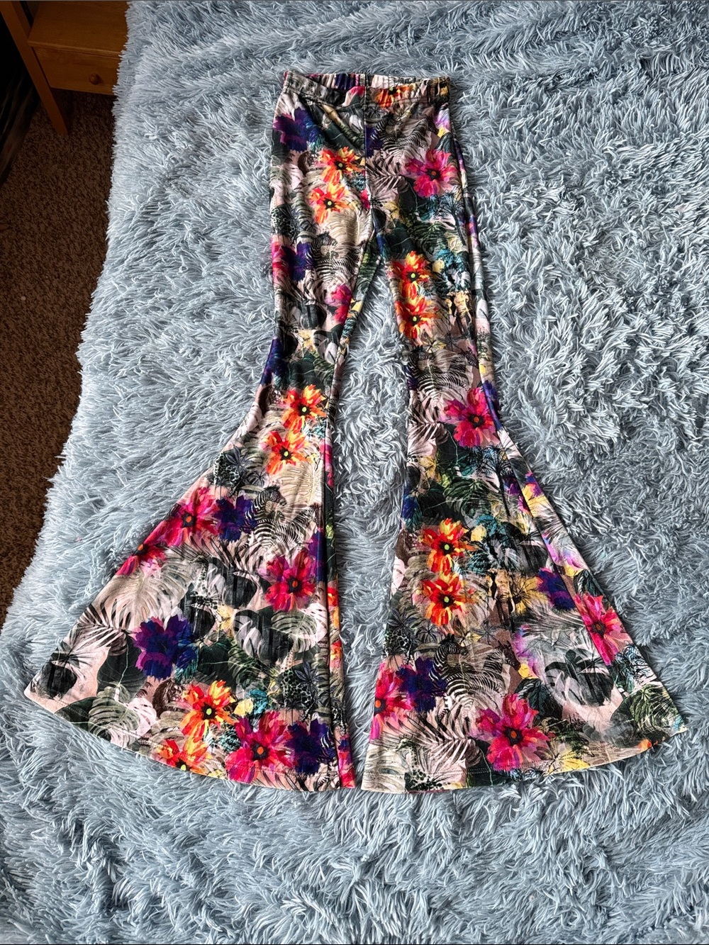 SpiritHoods Floral Boot Cut Pants - Multicolor FVelvet material. NWT